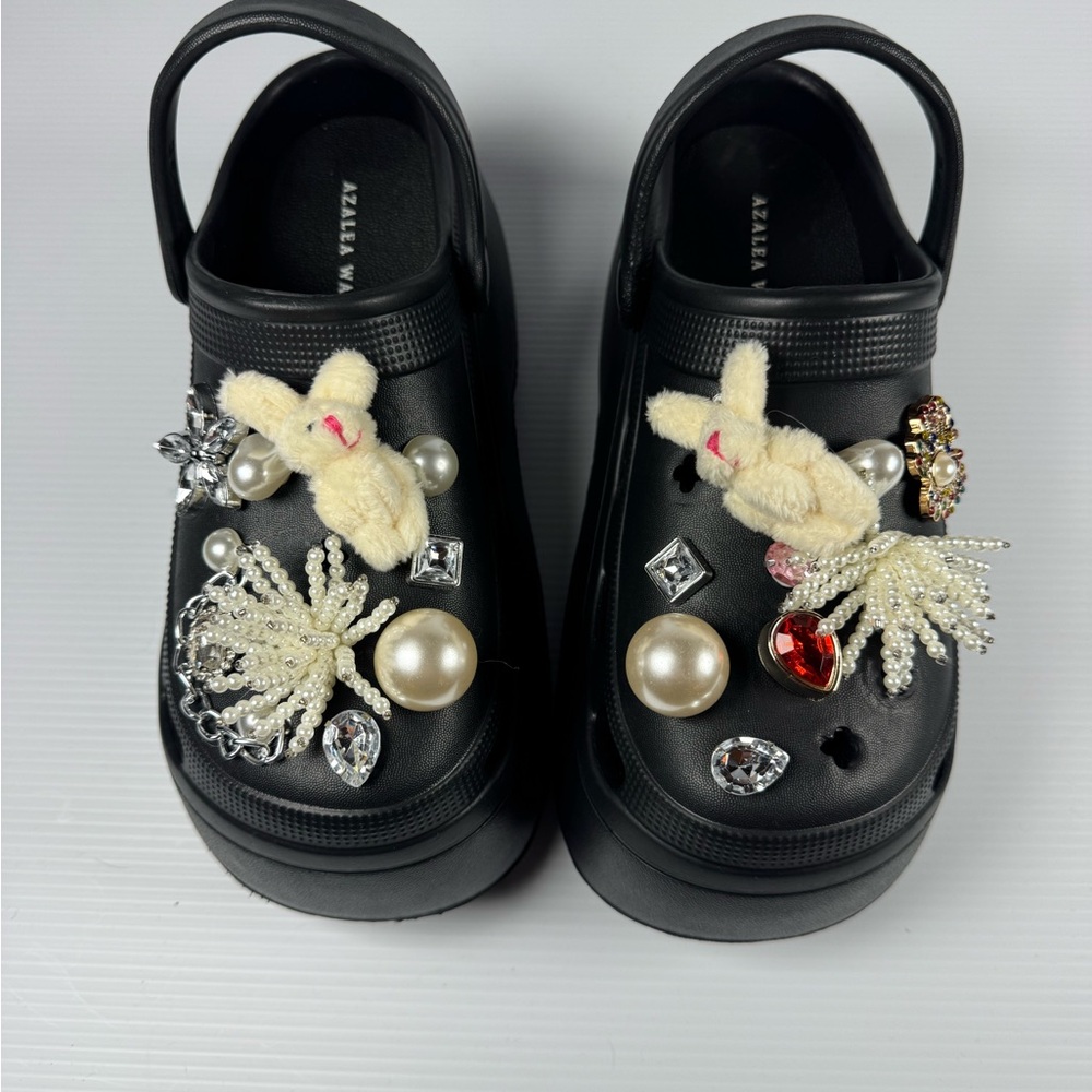 Azalea Wang Davies Black Platform Clogs Charm Decorated NIB - Picture 1 of 6